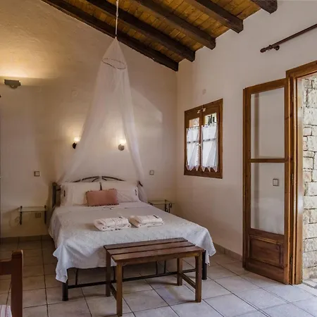 Appartement Adamantia S1 *