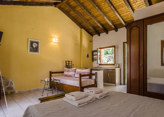 アパート Adamantia S1 ガイオス