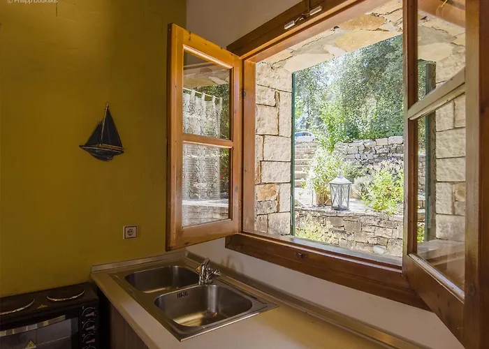 アパート Adamantia S1